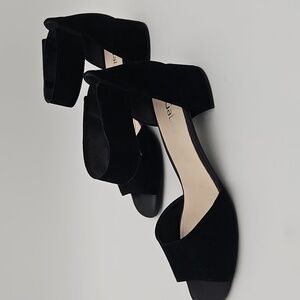 Gabor Women's Elegant Black Heels Sandals 6.5 Velcro Straps Made In Portugal